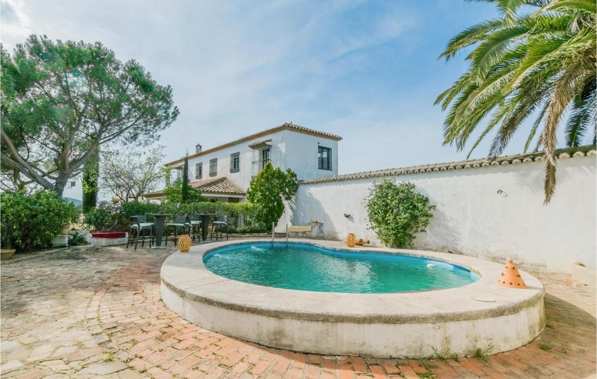 Gorgeous Home In Aldeaquemada With Swimming Pool المظهر الخارجي الصورة